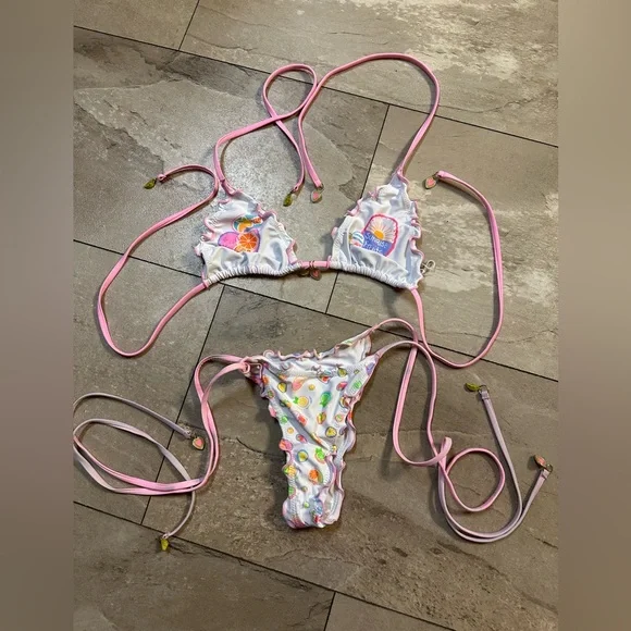 Kulani Kinis Bikini Set in Cutie Frutti - Picture 6 of 14